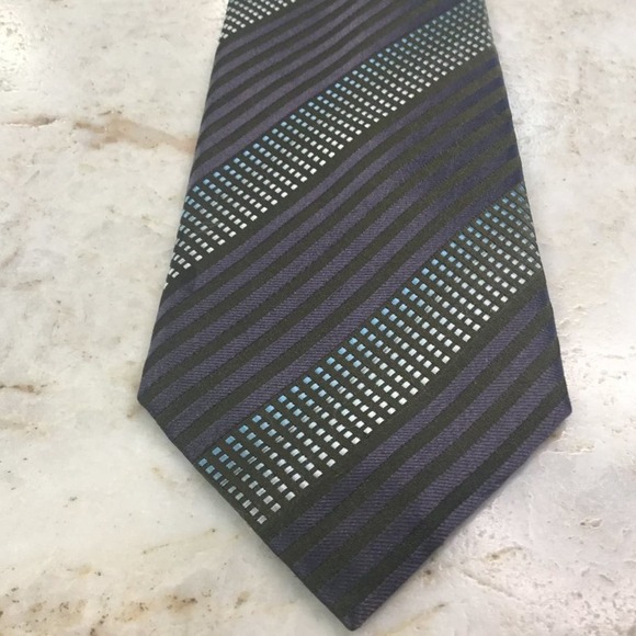 KENNETH COLE REACTION SILK TIE - Picture 1 of 11